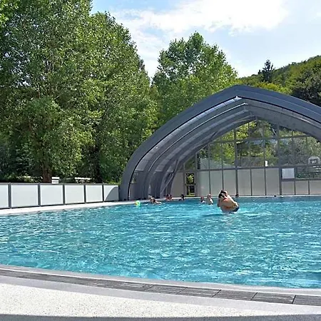 호텔 Domaine Du Chambon 3*