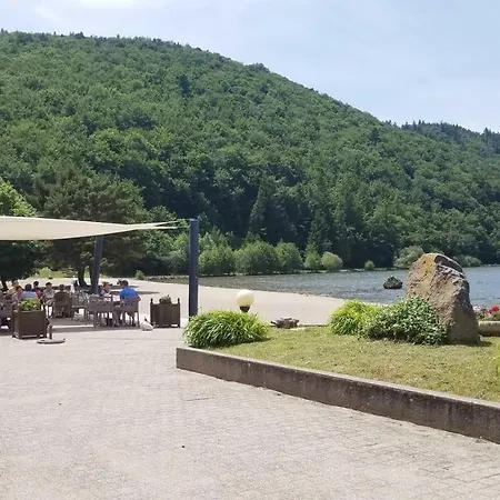 Domaine Du Chambon فندق 3*